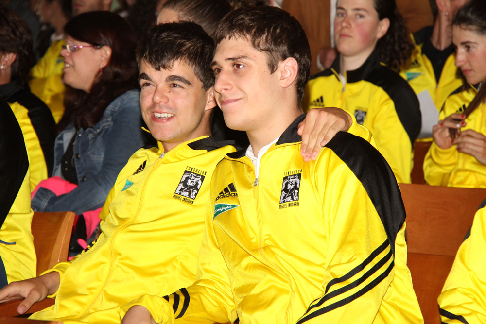 Gala Anual de Entrega de Becas Fundaci&oacute;n Miguel Indur&aacute;in 2015